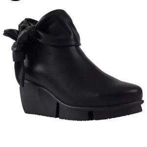 GC Shoes Lacan Ankle Booties with Bow Detail Sz 8